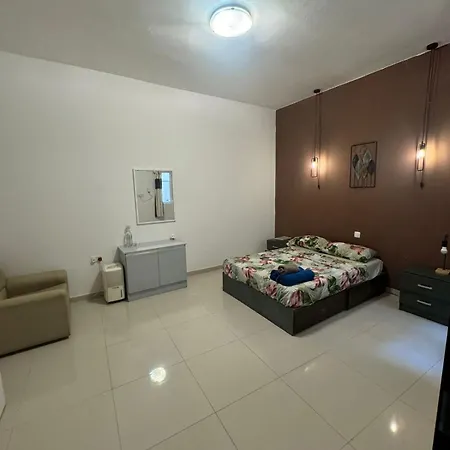 Airconditioned Sliema Spacious Self Check In And Self Checkout 民宿 Gzira